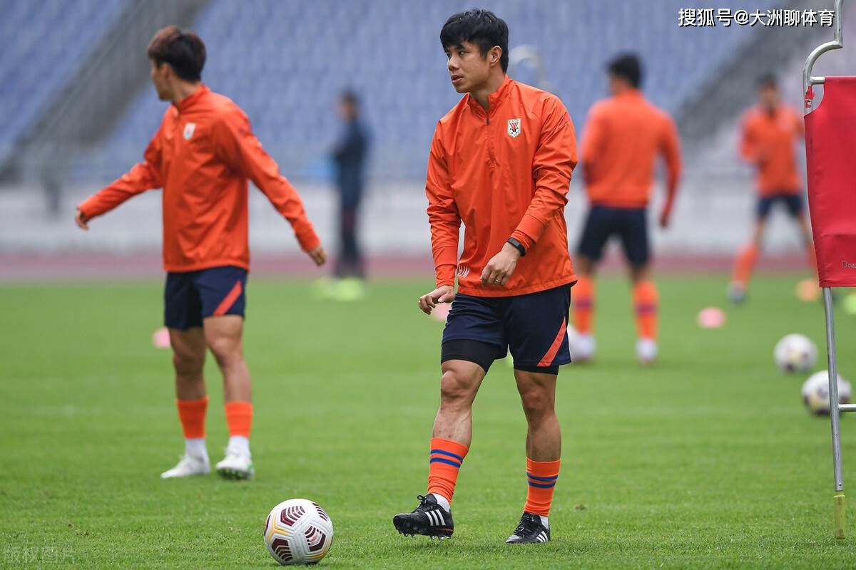 天行网址 -包含国际比赛日门兴格拉德巴赫备战中超；状态回暖细节曝光；赛场秩序良好；临场指挥获称赞的词条