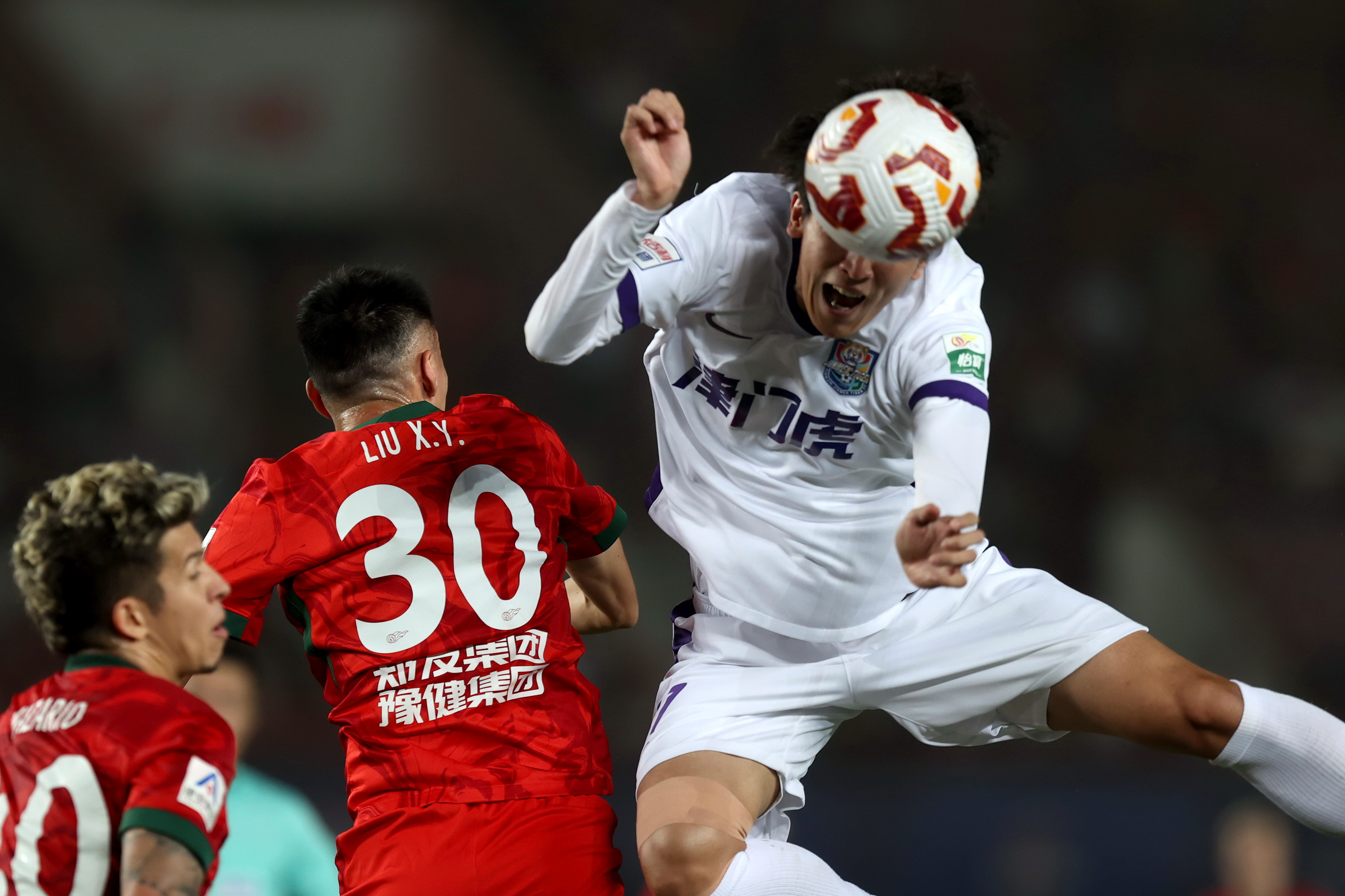 天行体育平台 -cba常规赛1月22日广厦主场不敌新疆